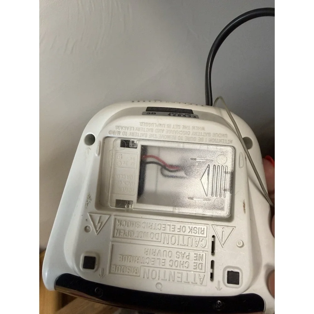 Sony Dream Machine ICF-C112 Off White / Cream Alarm Clock Radio, Tested Working